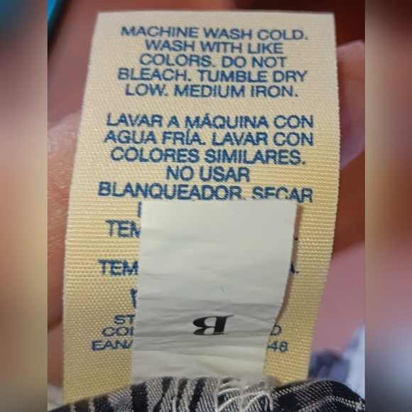 Faded Glory Plaid Cargo Shorts - Black, White, Gray - 42" Waist - Picture 7 of 8